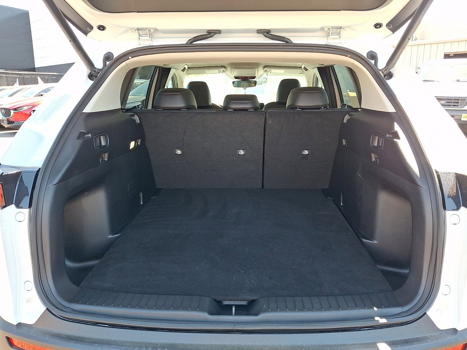 2025 Mazda Mazda CX-50 2.5 S Preferred Package