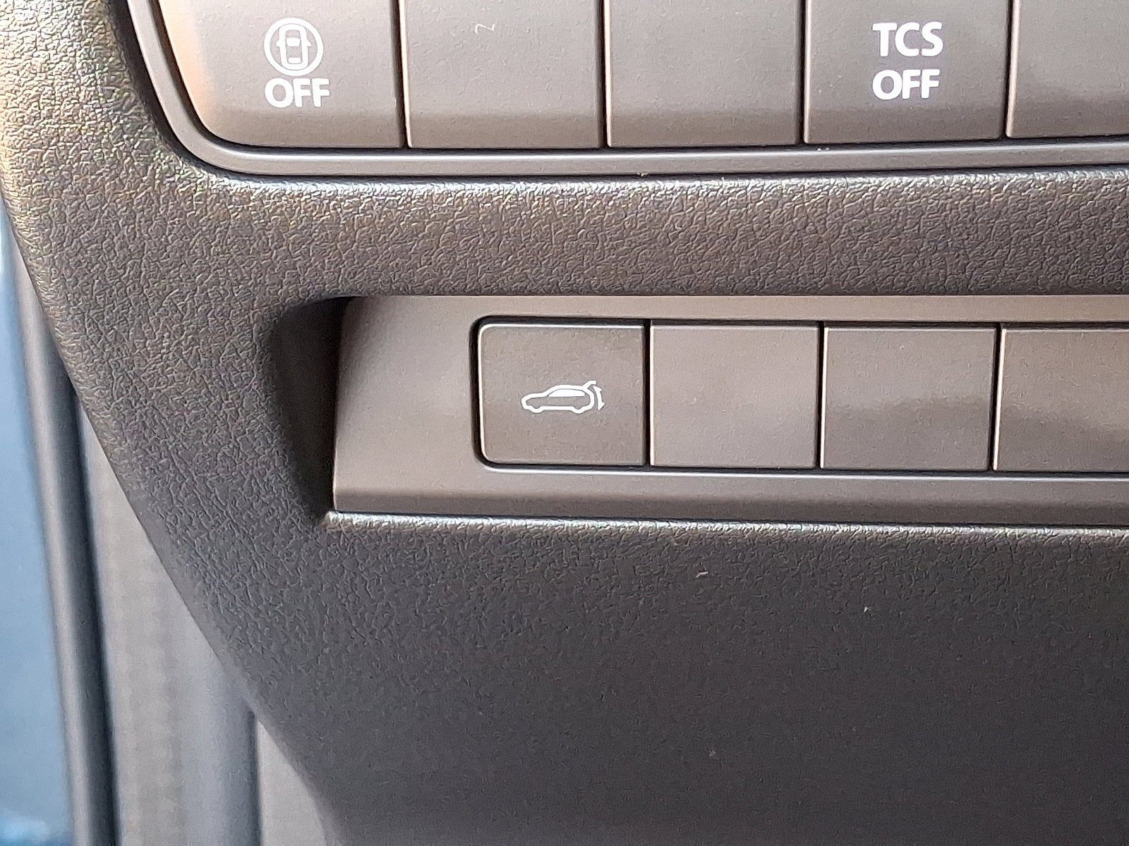 2025 Mazda Mazda CX-50 2.5 S Preferred Package