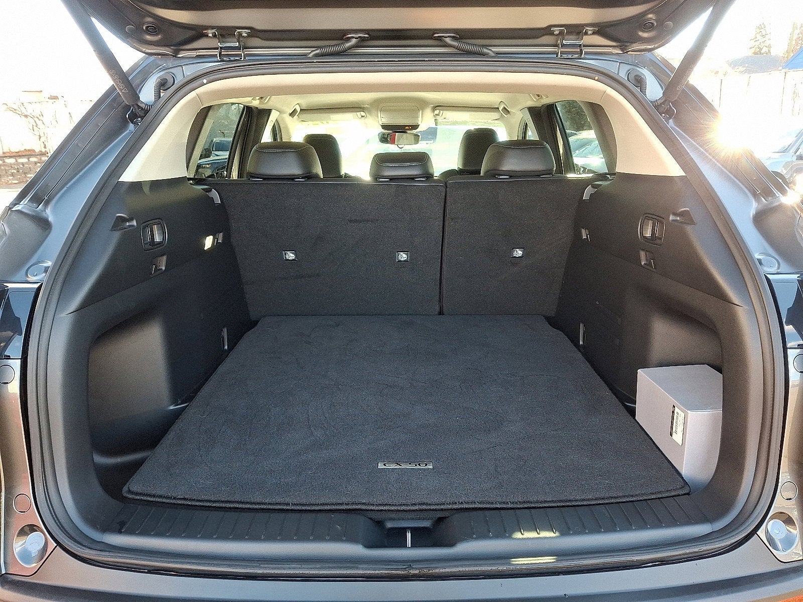 2025 Mazda Mazda CX-50 2.5 S Preferred Package