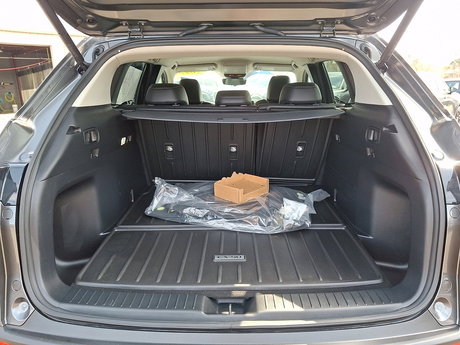 2025 Mazda Mazda CX-50 2.5 S Preferred Package