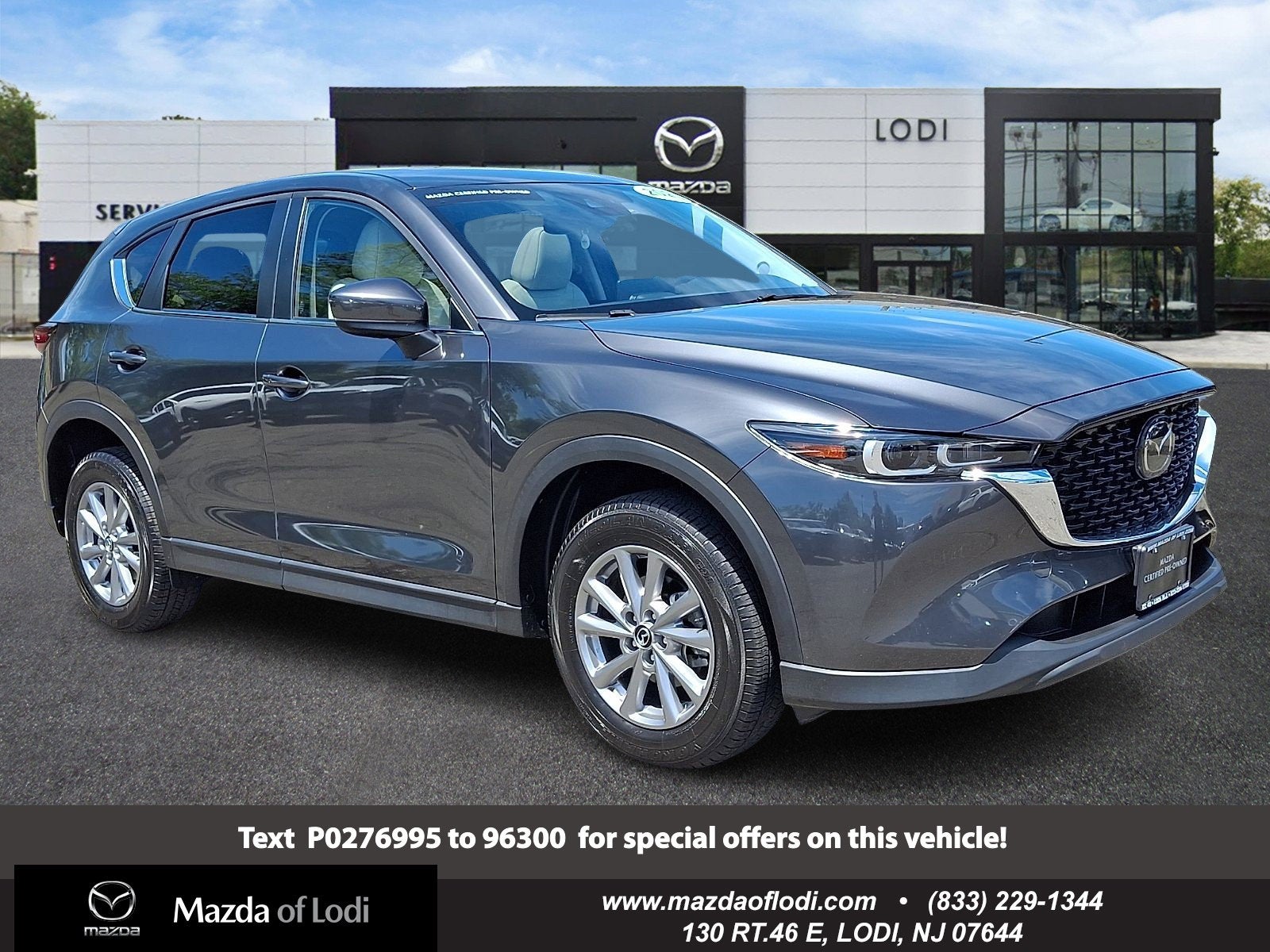 2023 Mazda CX-5 S Preferred package Auto AWD's photo